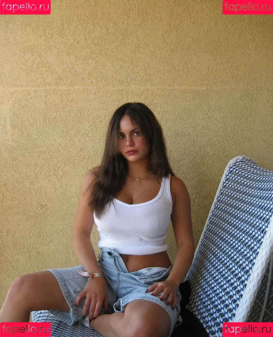 Sarabella Harris / iamsarahharris / sarabellaharriss / sexiisariii777 Onlyfans Photo Gallery 