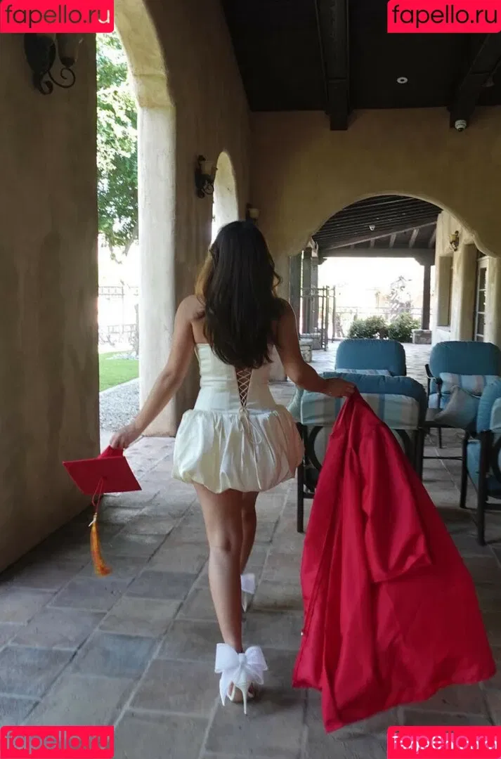 Sarabella Harris / iamsarahharris / sarabellaharriss / sexiisariii777 Onlyfans Photo Gallery 