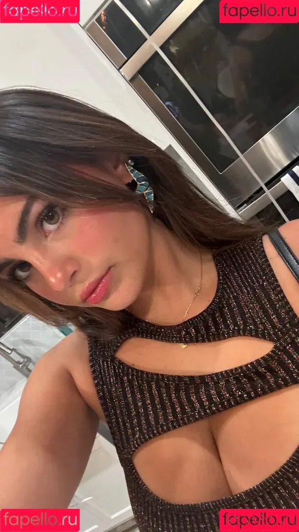 Sarabella Harris / iamsarahharris / sarabellaharriss / sexiisariii777 Onlyfans Photo Gallery 