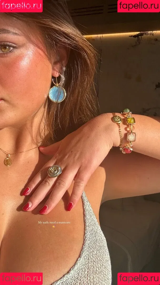 Sarabella Harris / iamsarahharris / sarabellaharriss / sexiisariii777 Onlyfans Photo Gallery 