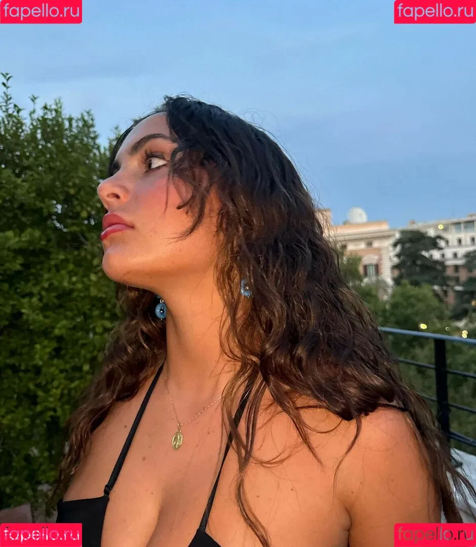 Sarabella Harris / iamsarahharris / sarabellaharriss / sexiisariii777 Onlyfans Photo Gallery 