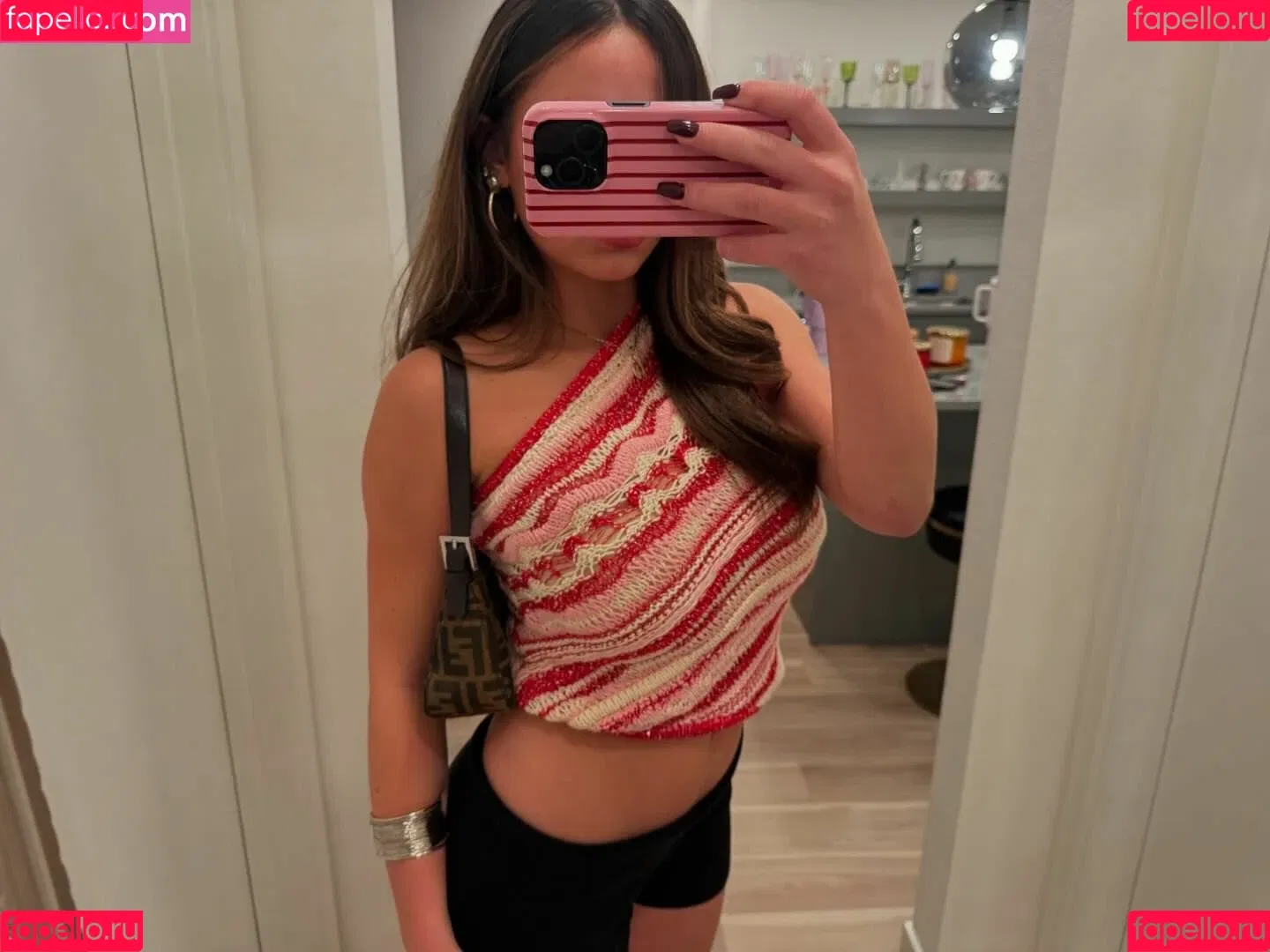 Sarabella Harris / iamsarahharris / sarabellaharriss / sexiisariii777 Onlyfans Photo Gallery 