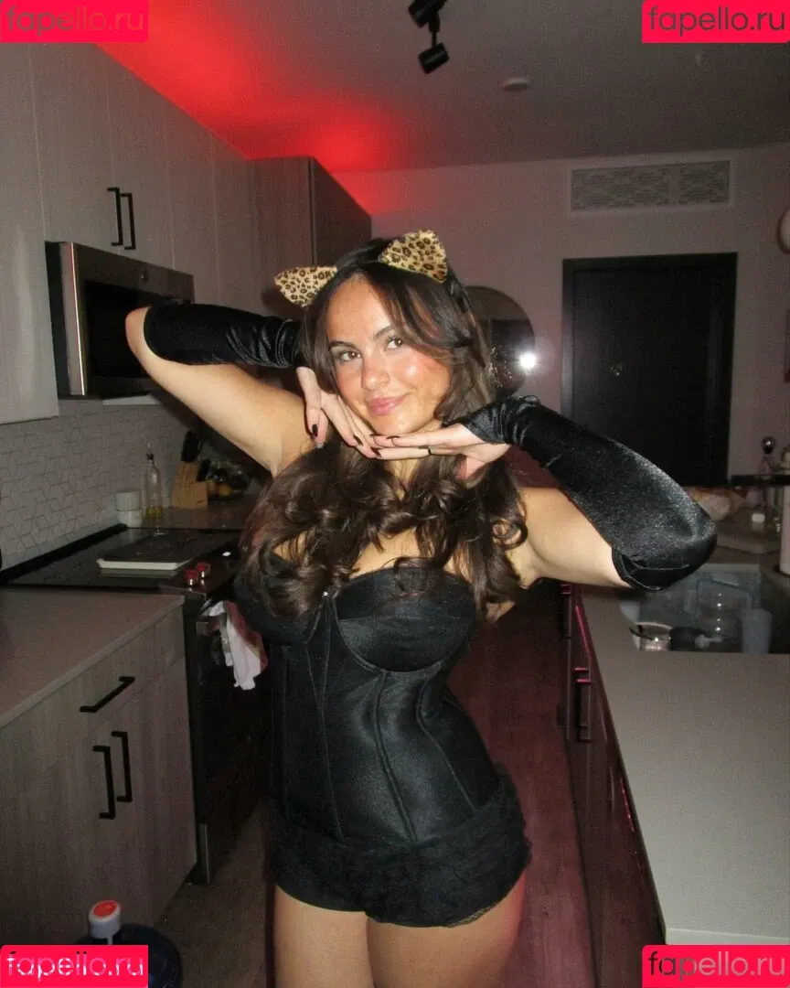 Sarabella Harris / iamsarahharris / sarabellaharriss / sexiisariii777 Onlyfans Photo Gallery 