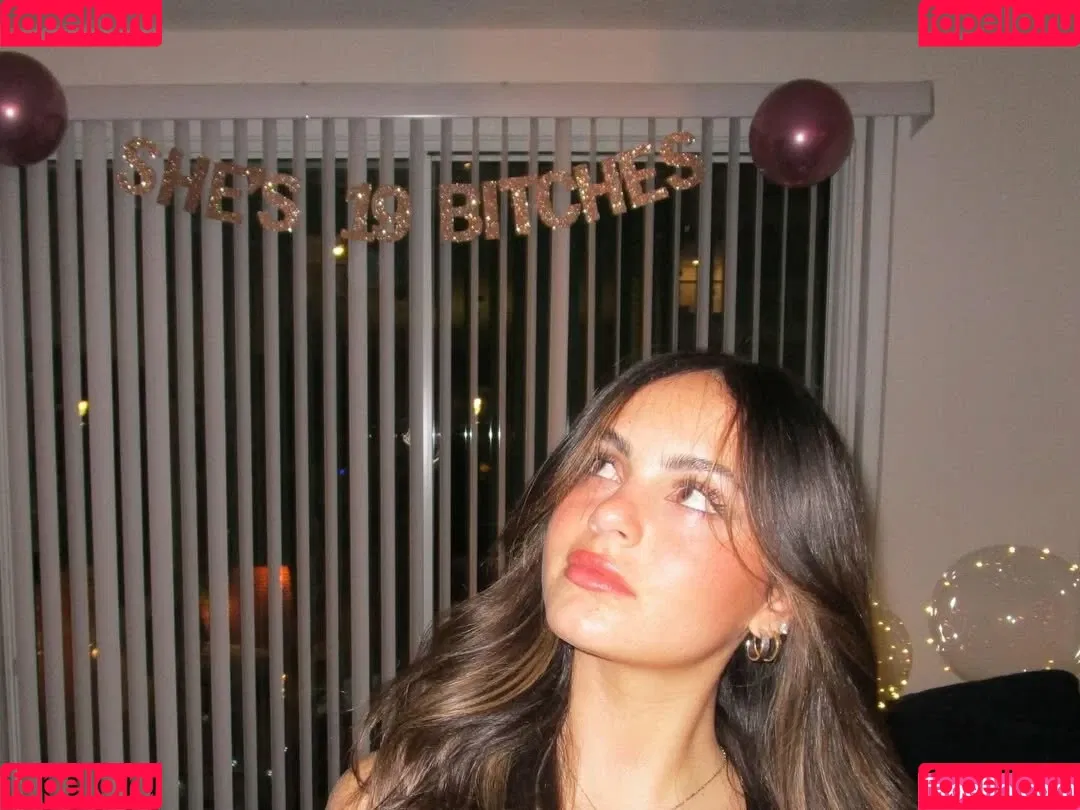 Sarabella Harris / iamsarahharris / sarabellaharriss / sexiisariii777 Onlyfans Photo Gallery 