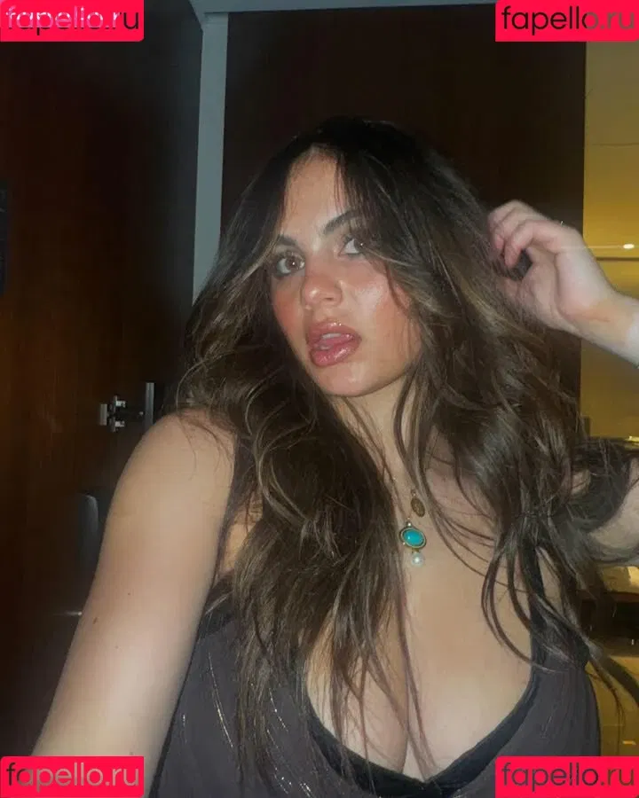 Sarabella Harris / iamsarahharris / sarabellaharriss / sexiisariii777 Onlyfans Photo Gallery 