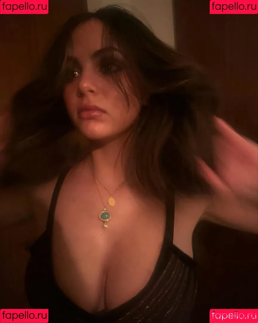 Sarabella Harris / iamsarahharris / sarabellaharriss / sexiisariii777 Onlyfans Photo Gallery 