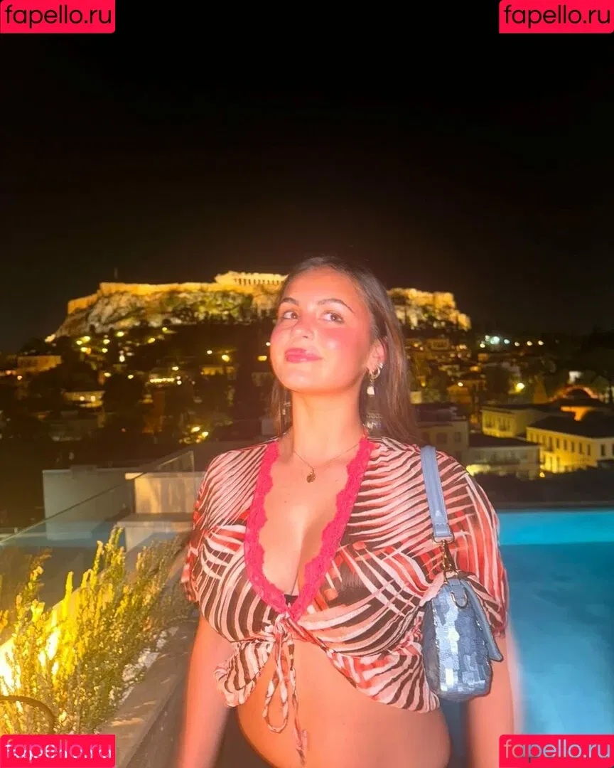 Sarabella Harris / iamsarahharris / sarabellaharriss / sexiisariii777 Onlyfans Photo Gallery 