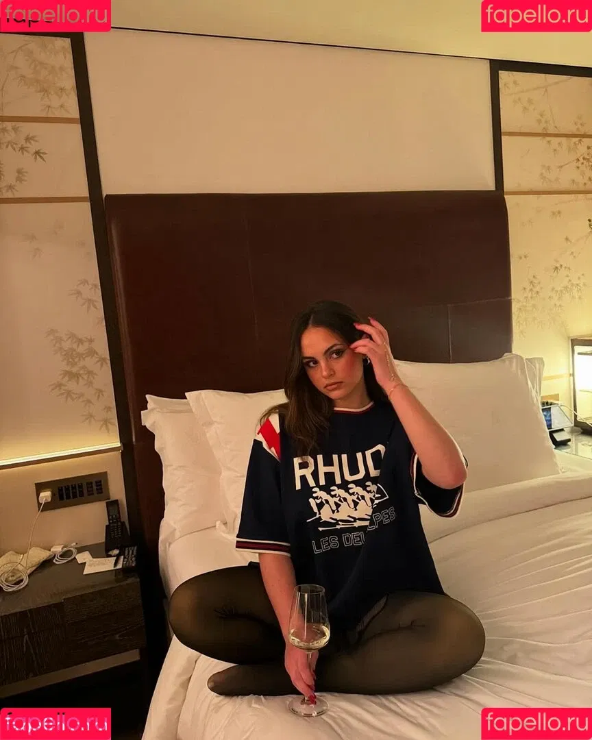 Sarabella Harris / iamsarahharris / sarabellaharriss / sexiisariii777 Onlyfans Photo Gallery 