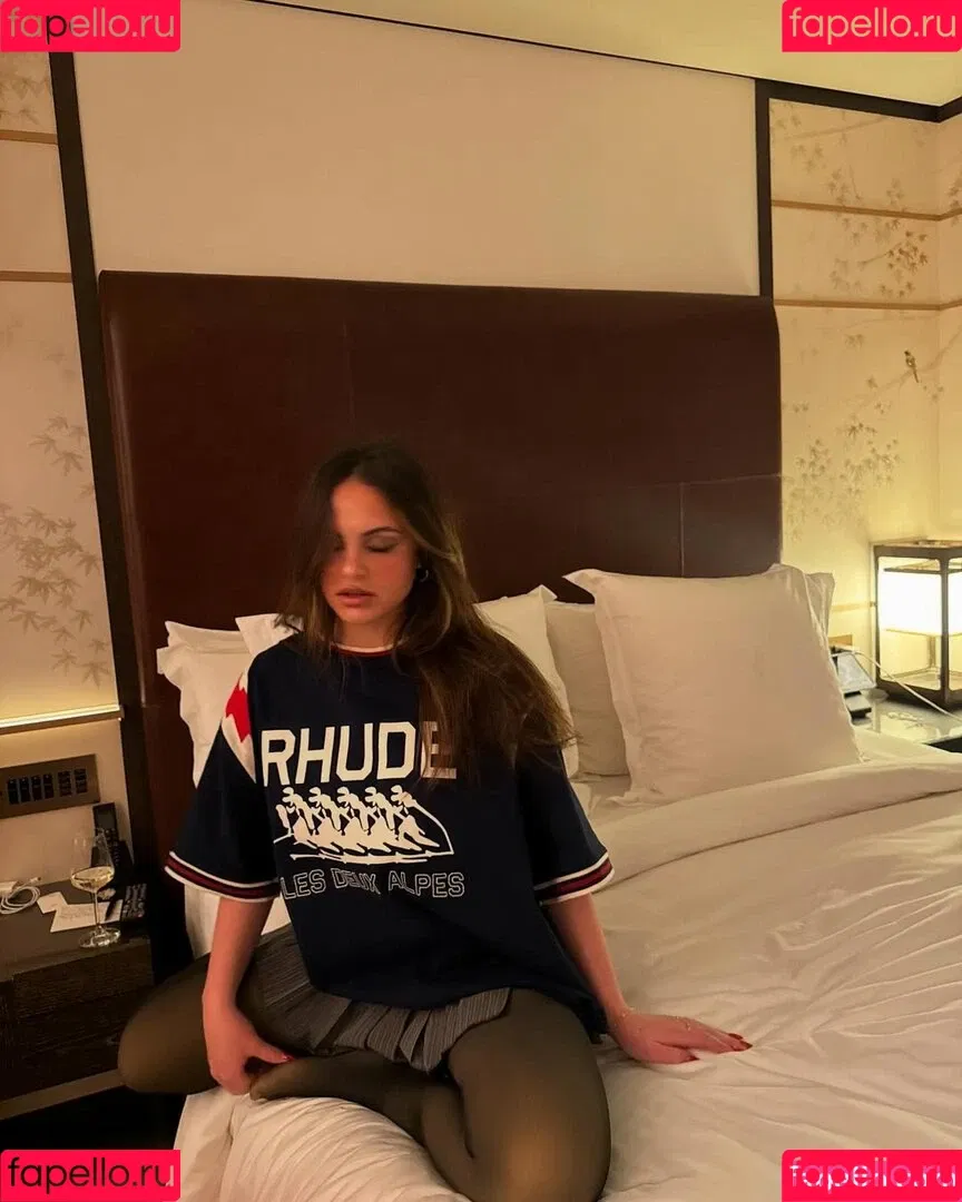 Sarabella Harris / iamsarahharris / sarabellaharriss / sexiisariii777 Onlyfans Photo Gallery 