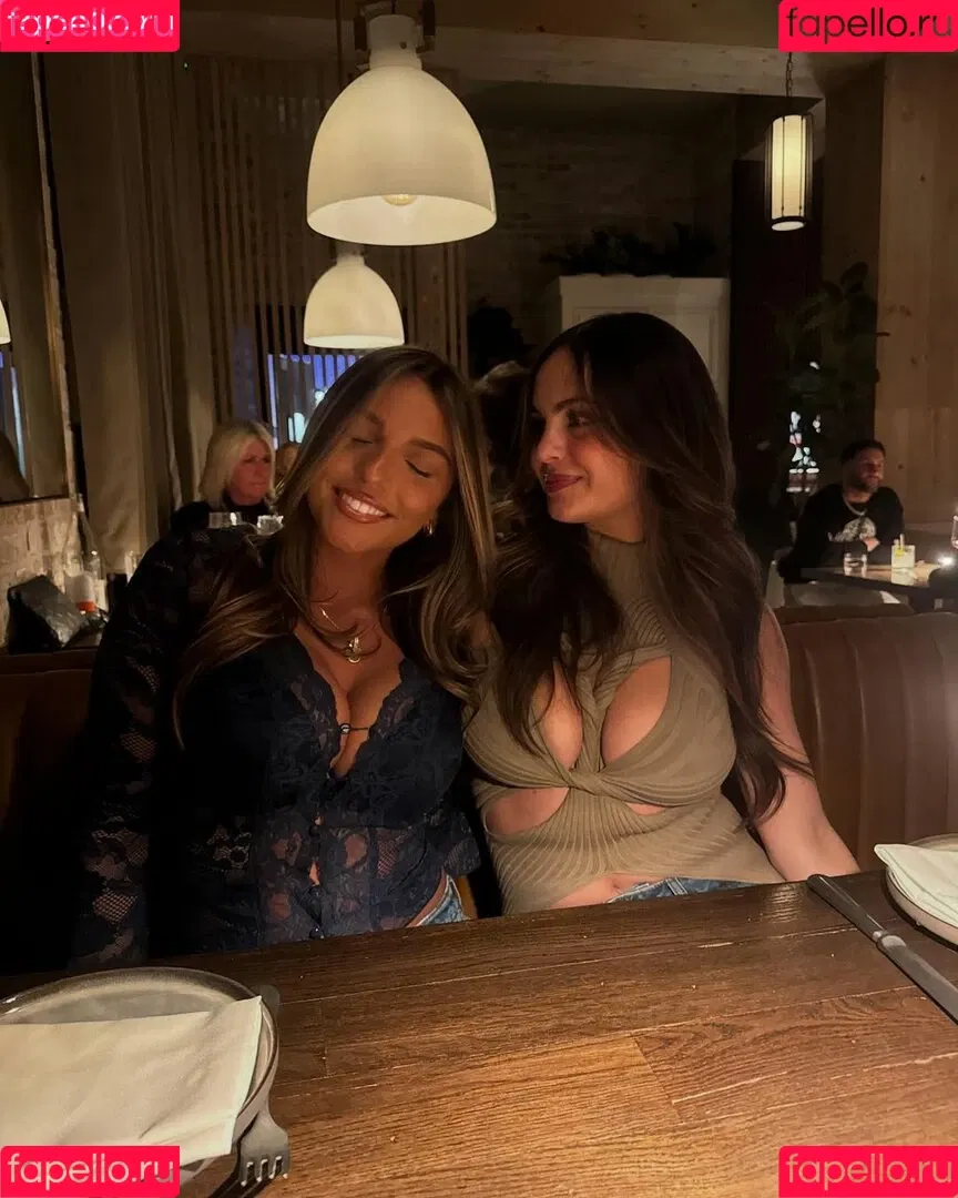 Sarabella Harris / iamsarahharris / sarabellaharriss / sexiisariii777 Onlyfans Photo Gallery 