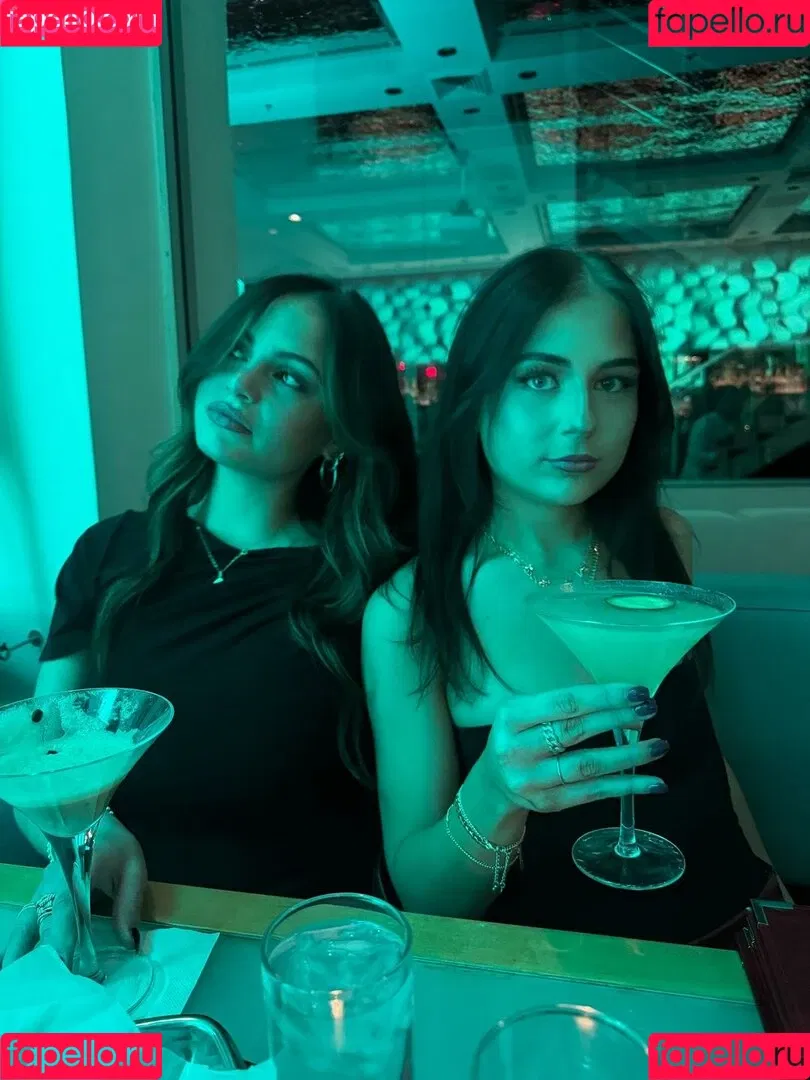 Sarabella Harris / iamsarahharris / sarabellaharriss / sexiisariii777 Onlyfans Photo Gallery 