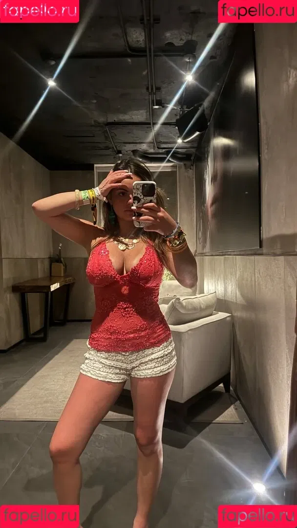 Sarabella Harris / iamsarahharris / sarabellaharriss / sexiisariii777 Onlyfans Photo Gallery 