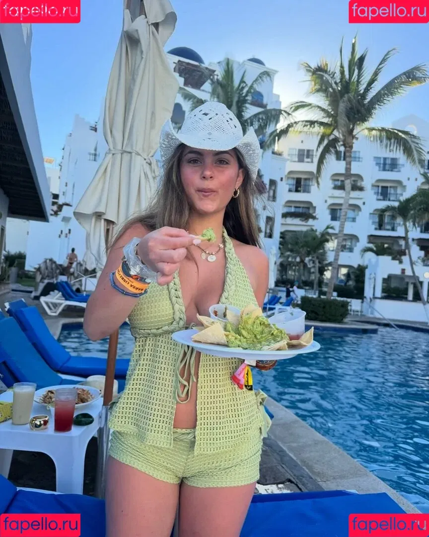 Sarabella Harris / iamsarahharris / sarabellaharriss / sexiisariii777 Onlyfans Photo Gallery 