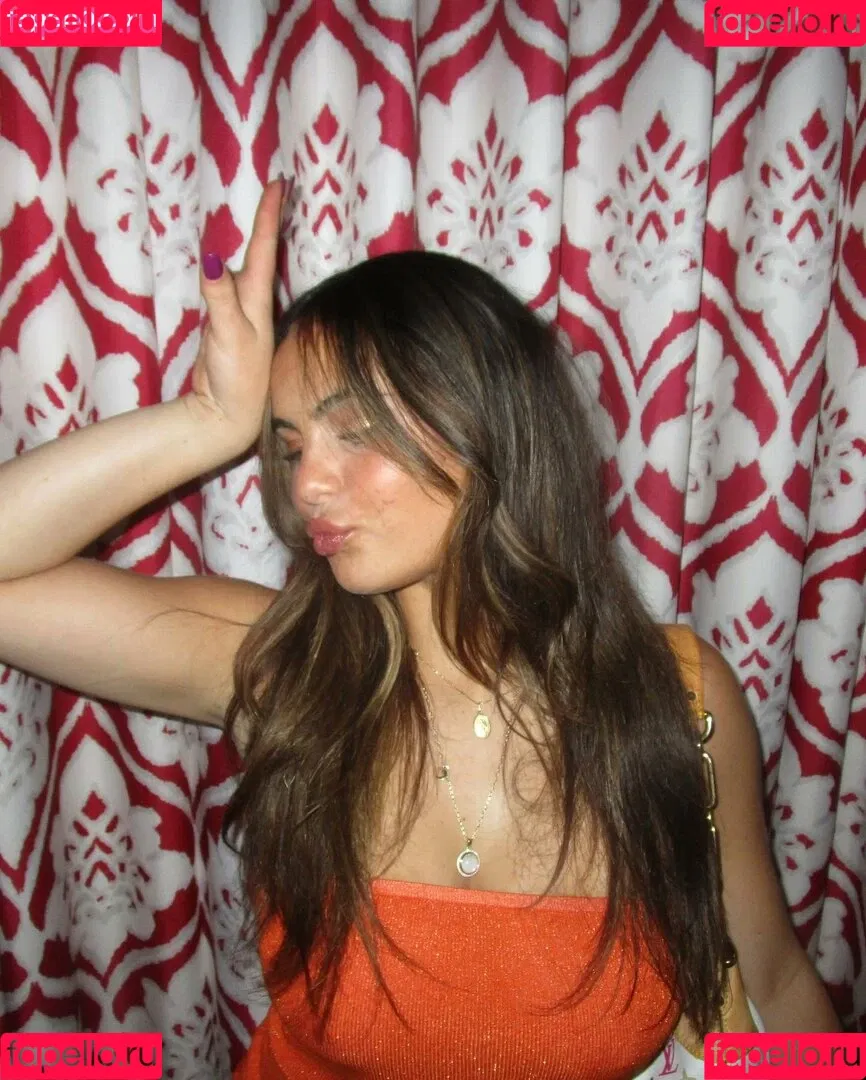 Sarabella Harris / iamsarahharris / sarabellaharriss / sexiisariii777 Onlyfans Photo Gallery 