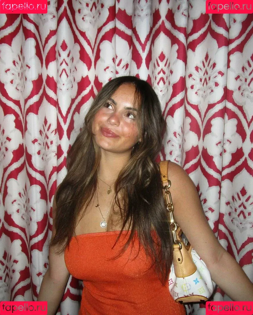 Sarabella Harris / iamsarahharris / sarabellaharriss / sexiisariii777 Onlyfans Photo Gallery 