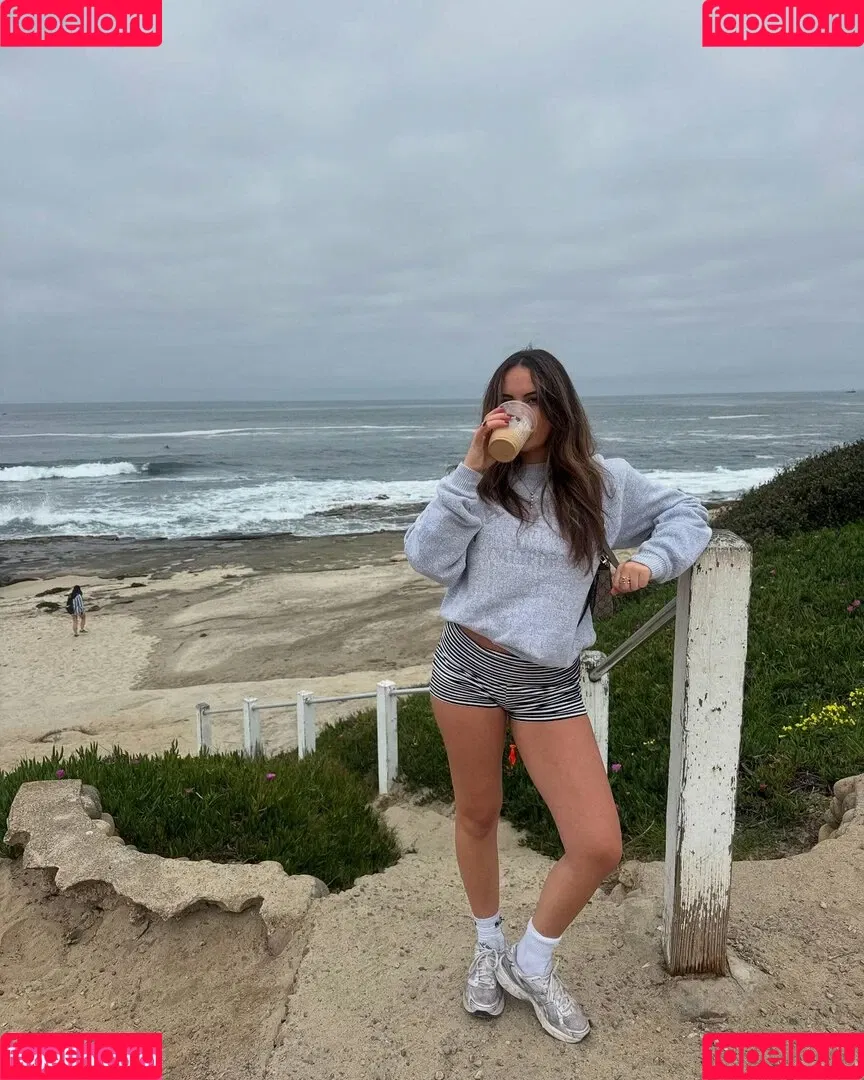 Sarabella Harris / iamsarahharris / sarabellaharriss / sexiisariii777 Onlyfans Photo Gallery 