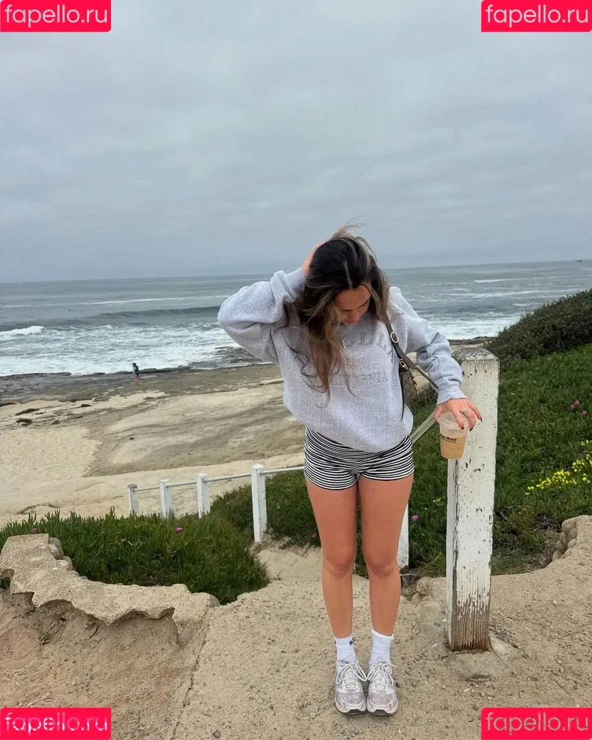 Sarabella Harris / iamsarahharris / sarabellaharriss / sexiisariii777 Onlyfans Photo Gallery 