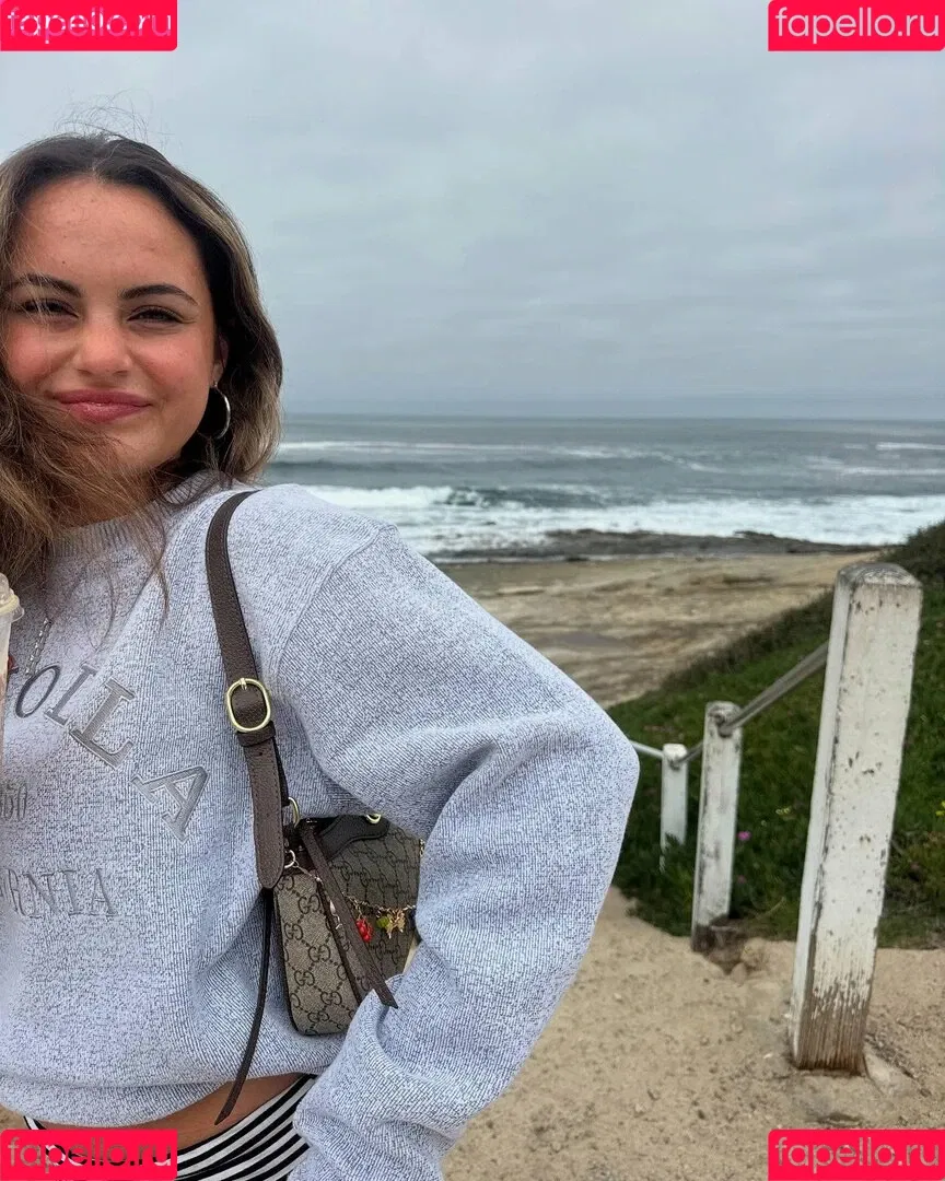 Sarabella Harris / iamsarahharris / sarabellaharriss / sexiisariii777 Onlyfans Photo Gallery 