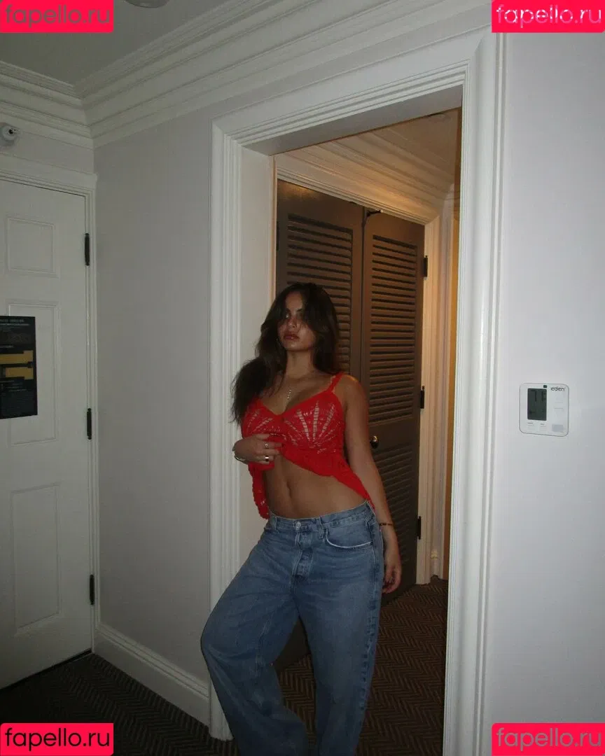 Sarabella Harris / iamsarahharris / sarabellaharriss / sexiisariii777 Onlyfans Photo Gallery 