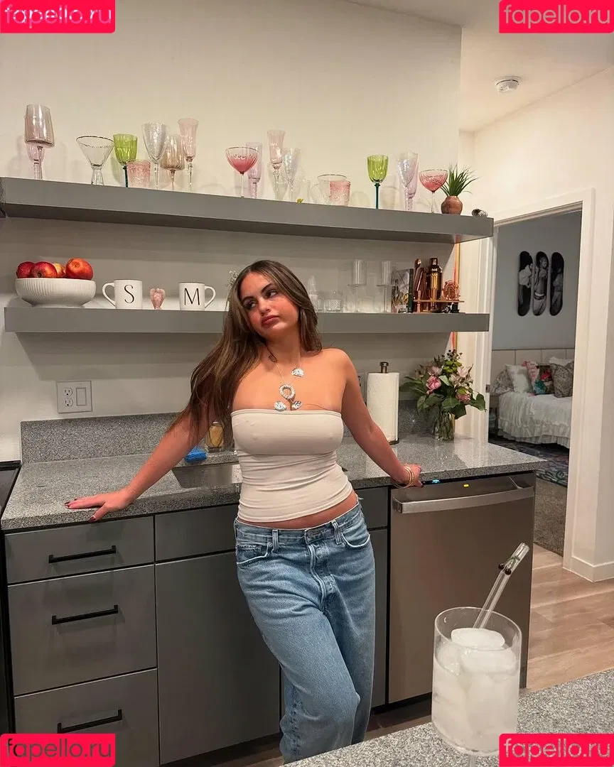 Sarabella Harris / iamsarahharris / sarabellaharriss / sexiisariii777 Onlyfans Photo Gallery 