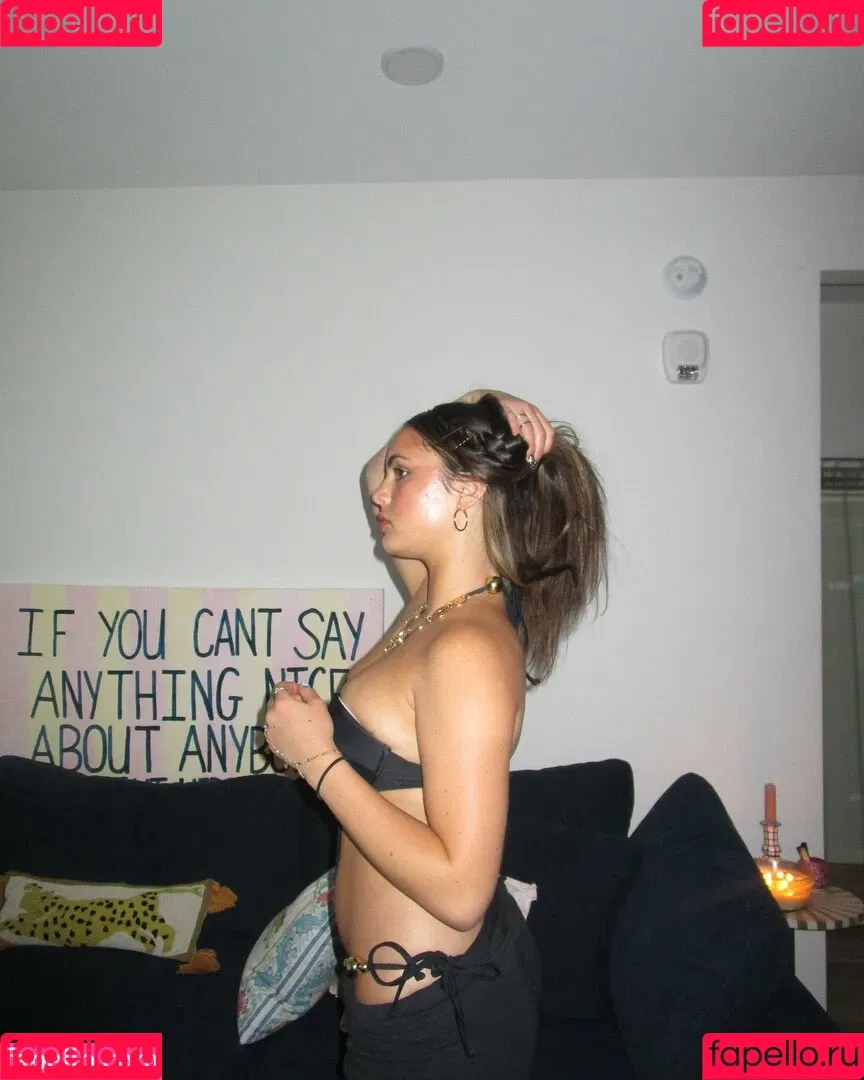 Sarabella Harris / iamsarahharris / sarabellaharriss / sexiisariii777 Onlyfans Photo Gallery 