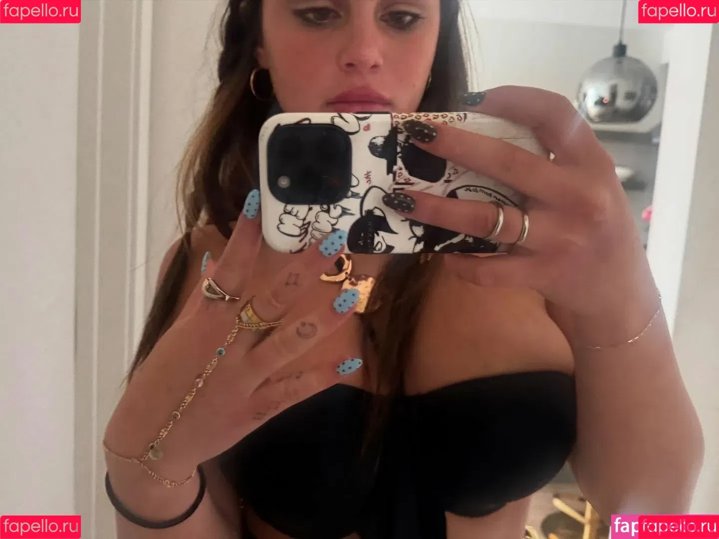 Sarabella Harris / iamsarahharris / sarabellaharriss / sexiisariii777 Onlyfans Photo Gallery 