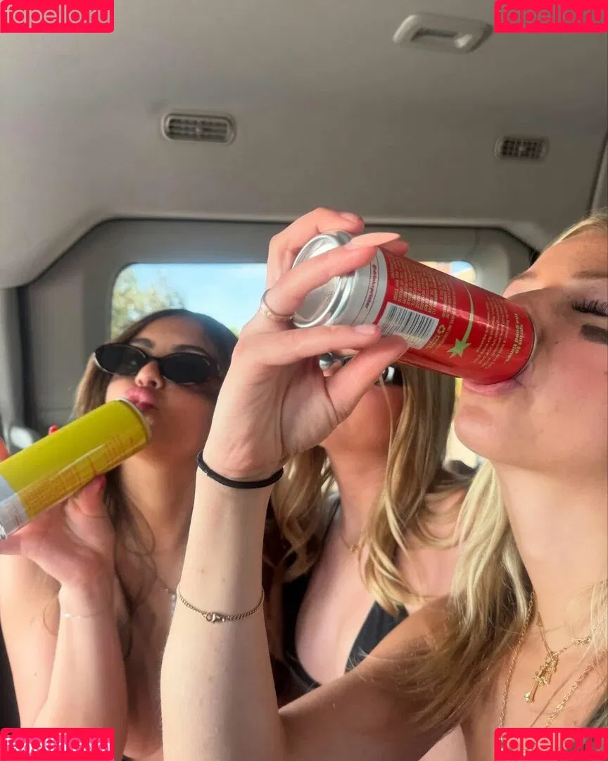 Sarabella Harris / iamsarahharris / sarabellaharriss / sexiisariii777 Onlyfans Photo Gallery 