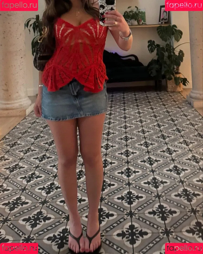 Sarabella Harris / iamsarahharris / sarabellaharriss / sexiisariii777 Onlyfans Photo Gallery 