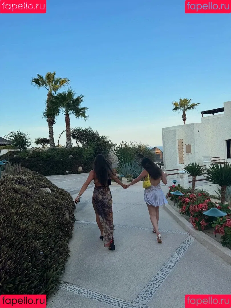 Sarabella Harris / iamsarahharris / sarabellaharriss / sexiisariii777 Onlyfans Photo Gallery 