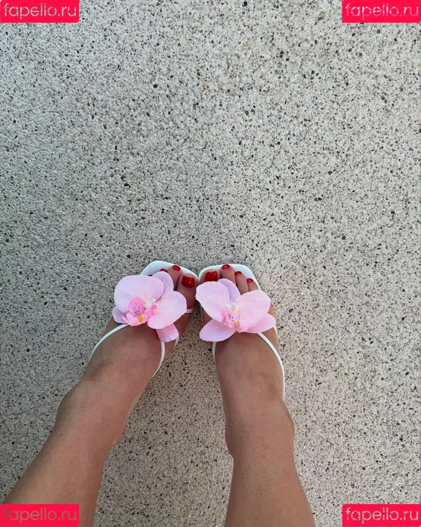 Sarabella Harris / iamsarahharris / sarabellaharriss / sexiisariii777 Onlyfans Photo Gallery 