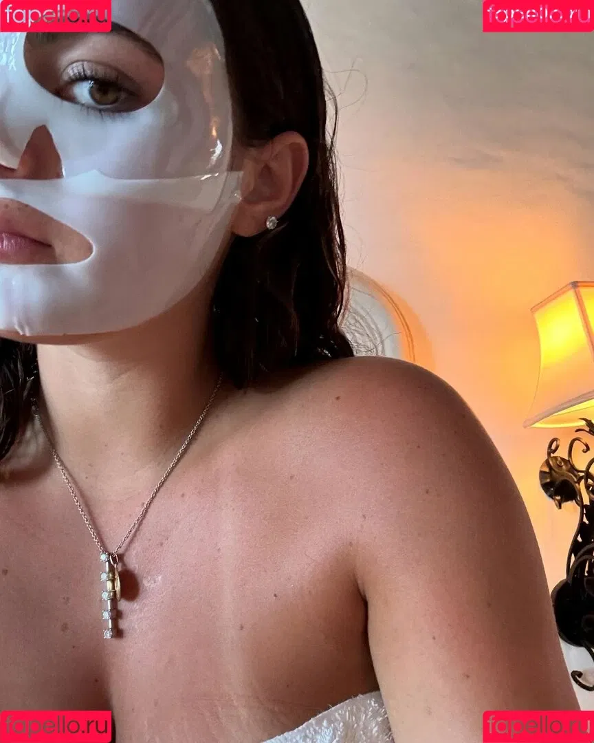 Sarabella Harris / iamsarahharris / sarabellaharriss / sexiisariii777 Onlyfans Photo Gallery 