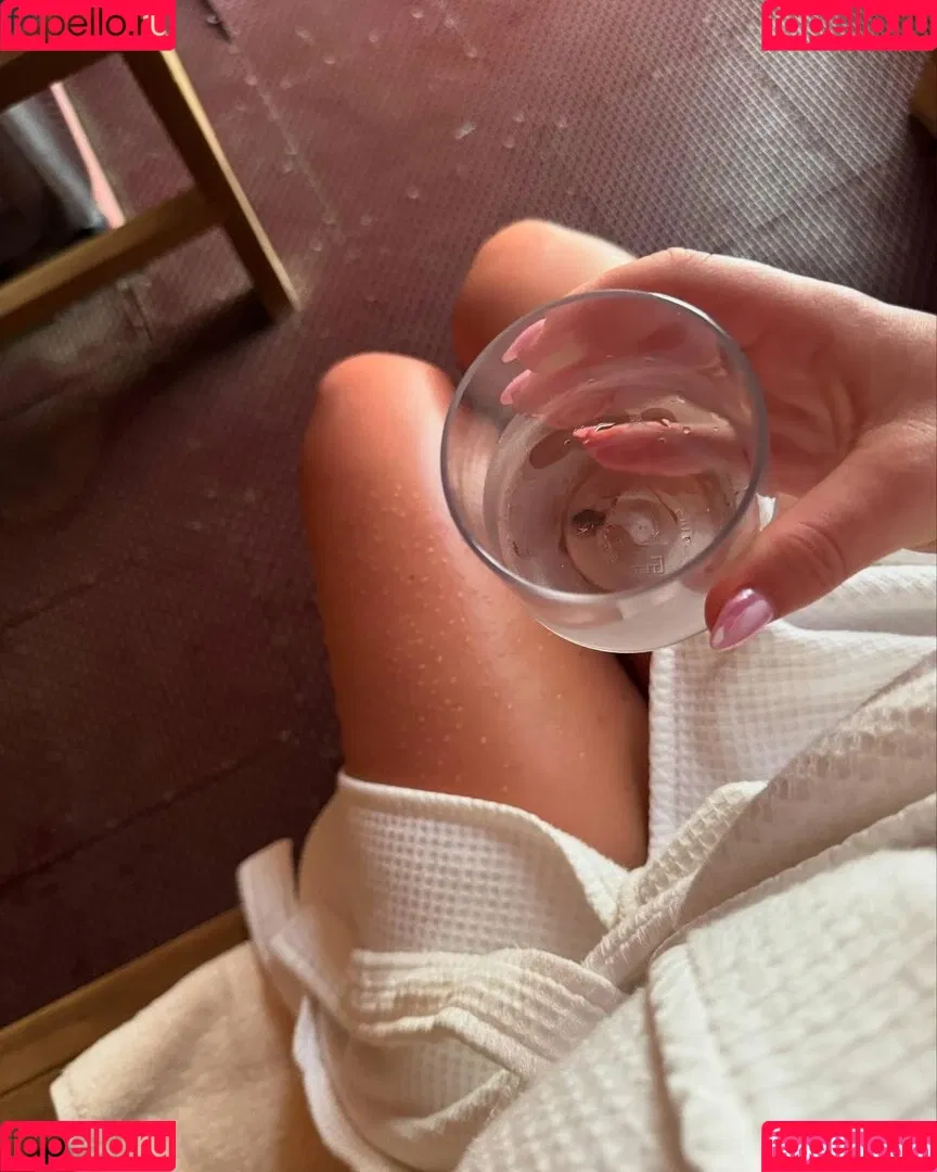 Sarabella Harris / iamsarahharris / sarabellaharriss / sexiisariii777 Onlyfans Photo Gallery 