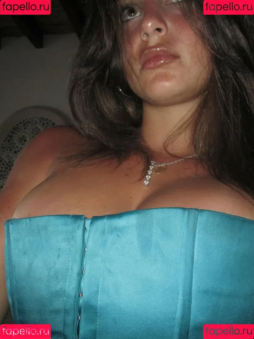 Sarabella Harris / iamsarahharris / sarabellaharriss / sexiisariii777 Onlyfans Photo Gallery 