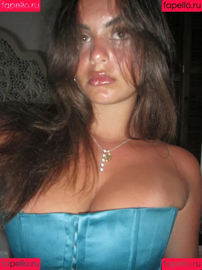 Sarabella Harris / iamsarahharris / sarabellaharriss / sexiisariii777 Onlyfans Photo Gallery 