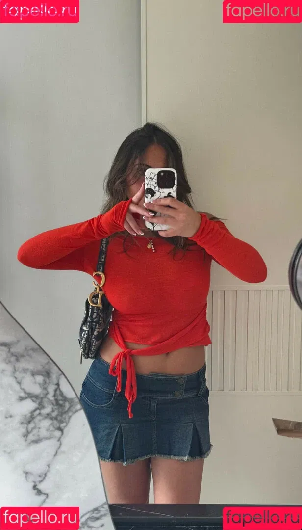 Sarabella Harris / iamsarahharris / sarabellaharriss / sexiisariii777 Onlyfans Photo Gallery 