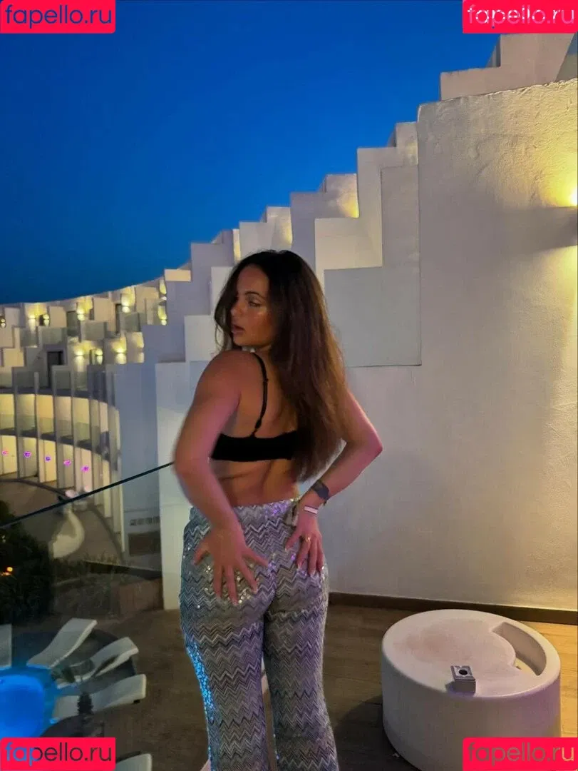 Sarabella Harris / iamsarahharris / sarabellaharriss / sexiisariii777 Onlyfans Photo Gallery 