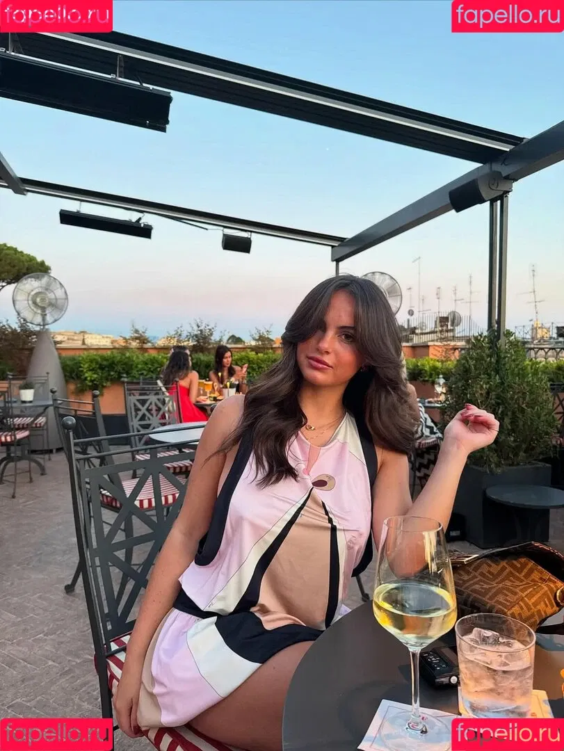 Sarabella Harris / iamsarahharris / sarabellaharriss / sexiisariii777 Onlyfans Photo Gallery 