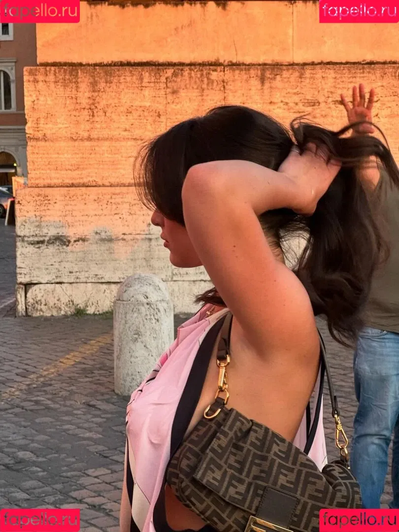 Sarabella Harris / iamsarahharris / sarabellaharriss / sexiisariii777 Onlyfans Photo Gallery 