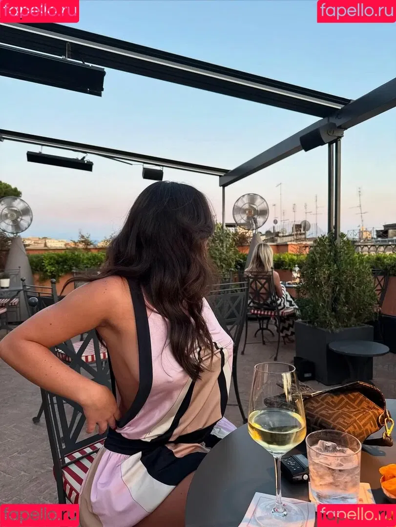 Sarabella Harris / iamsarahharris / sarabellaharriss / sexiisariii777 Onlyfans Photo Gallery 