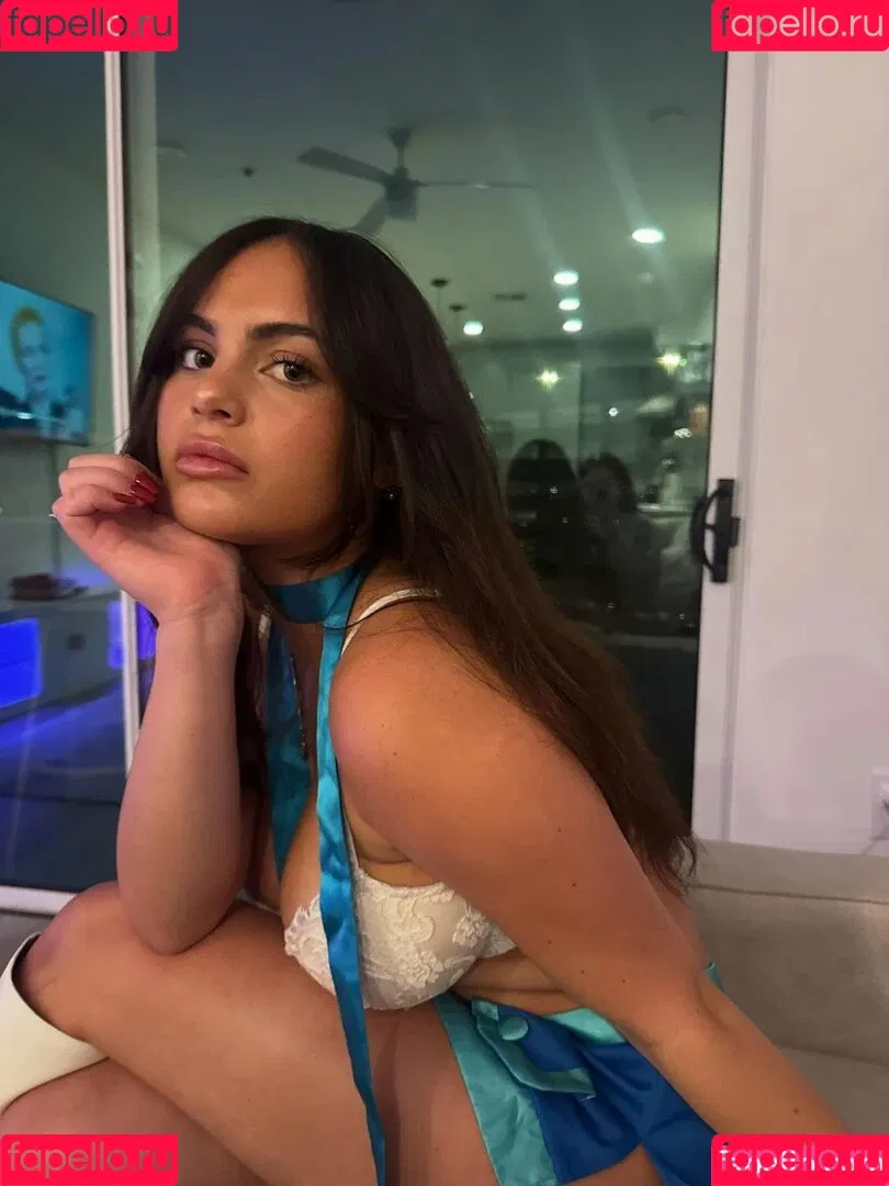 Sarabella Harris / iamsarahharris / sarabellaharriss / sexiisariii777 Onlyfans Photo Gallery 