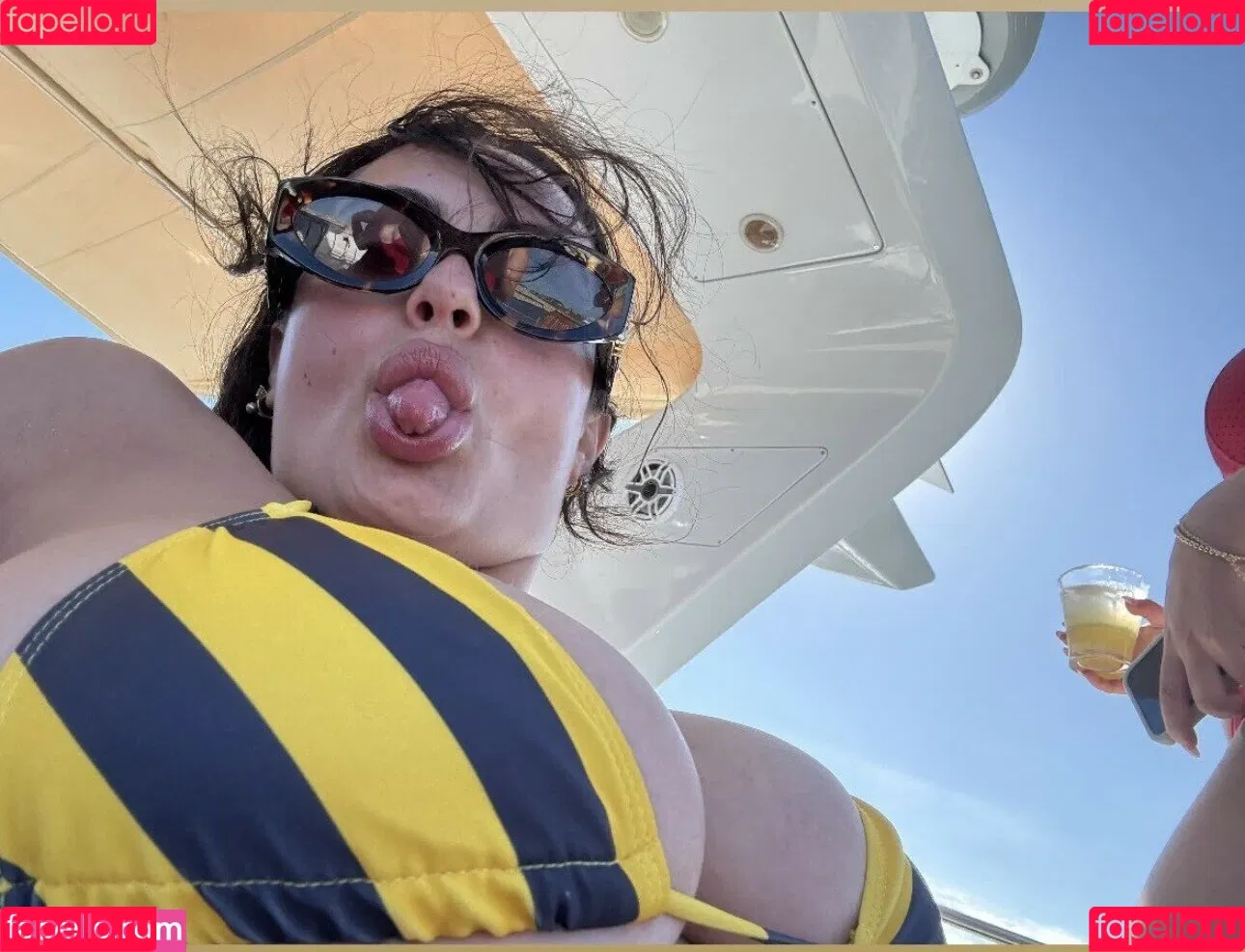 Sarabella Harris / iamsarahharris / sarabellaharriss / sexiisariii777 Onlyfans Photo Gallery 