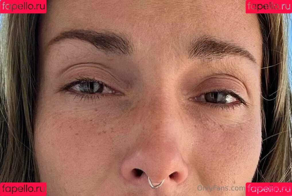 roxysdream / roxysdreamofficial Onlyfans Photo Gallery 