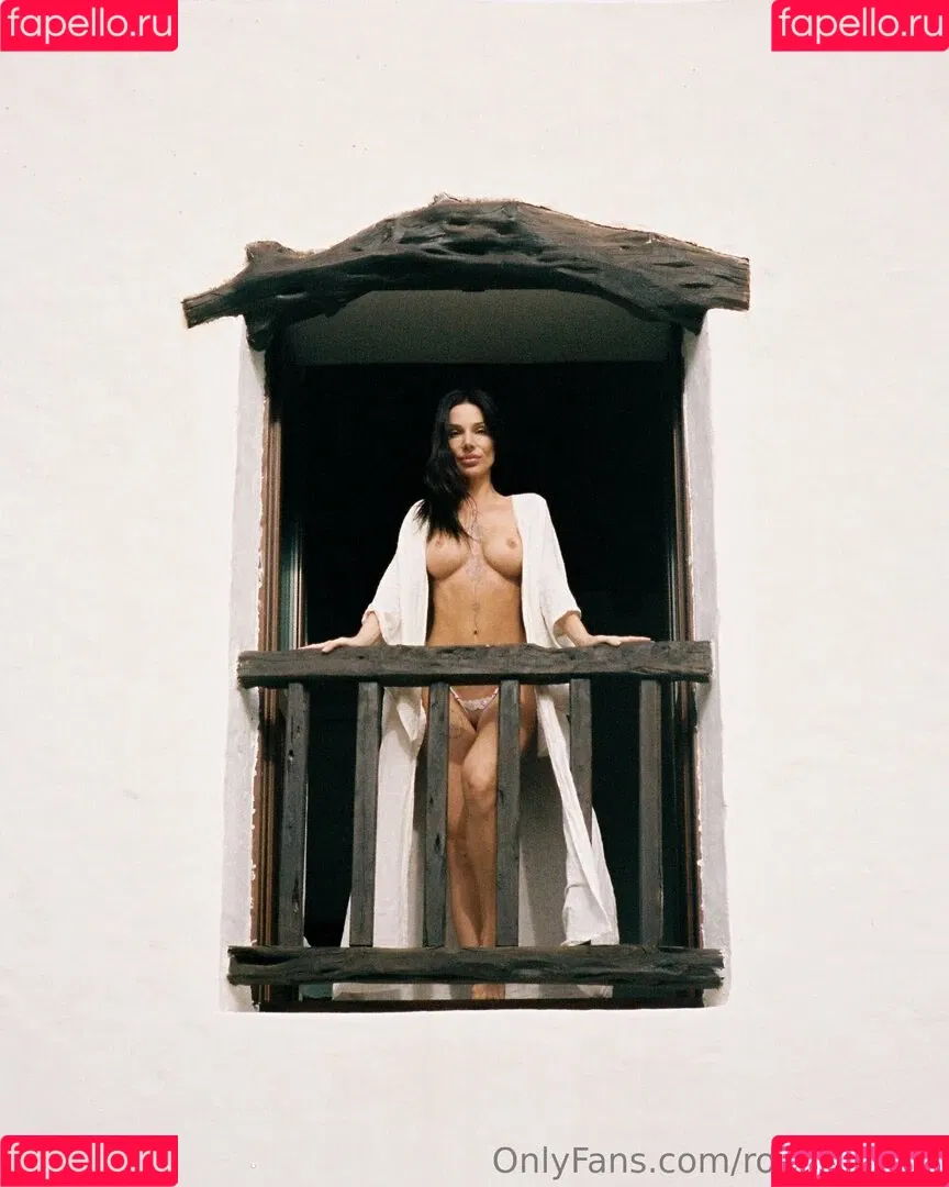 roxysdream / roxysdreamofficial Onlyfans Photo Gallery 