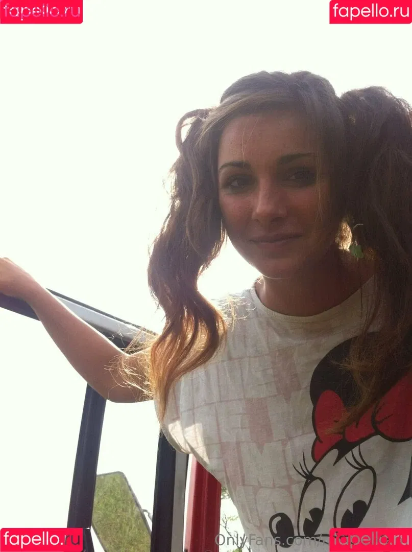 roxysdream / roxysdreamofficial Onlyfans Photo Gallery 