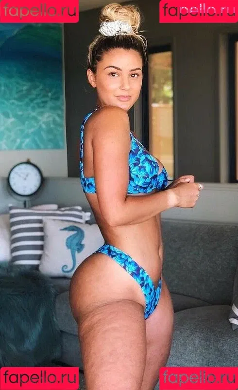 Karina Irby / karinairby Onlyfans Photo Gallery 