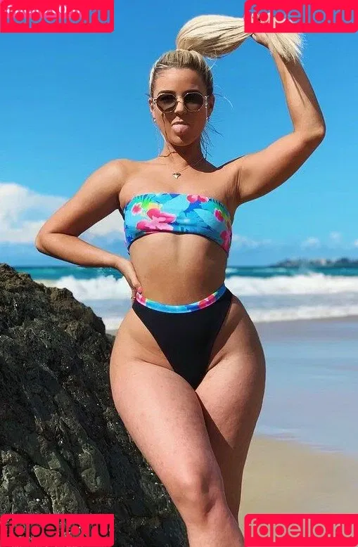 Karina Irby / karinairby Onlyfans Photo Gallery 