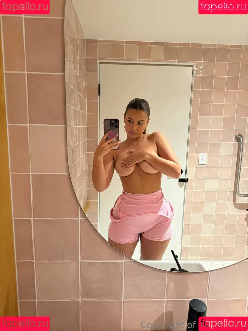 Karina Irby / karinairby Onlyfans Photo Gallery 