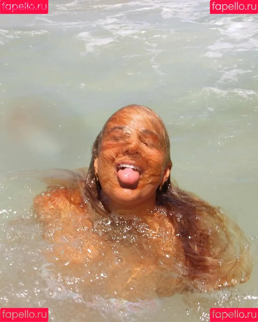 Karina Irby / karinairby Onlyfans Photo Gallery 