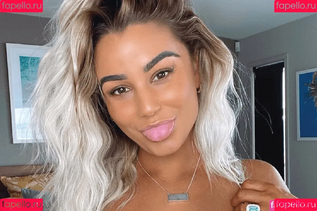 Karina Irby / karinairby Onlyfans Photo Gallery 