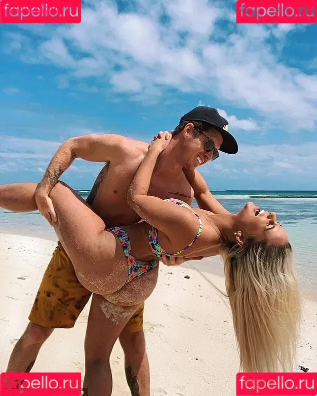 Karina Irby / karinairby Onlyfans Photo Gallery 